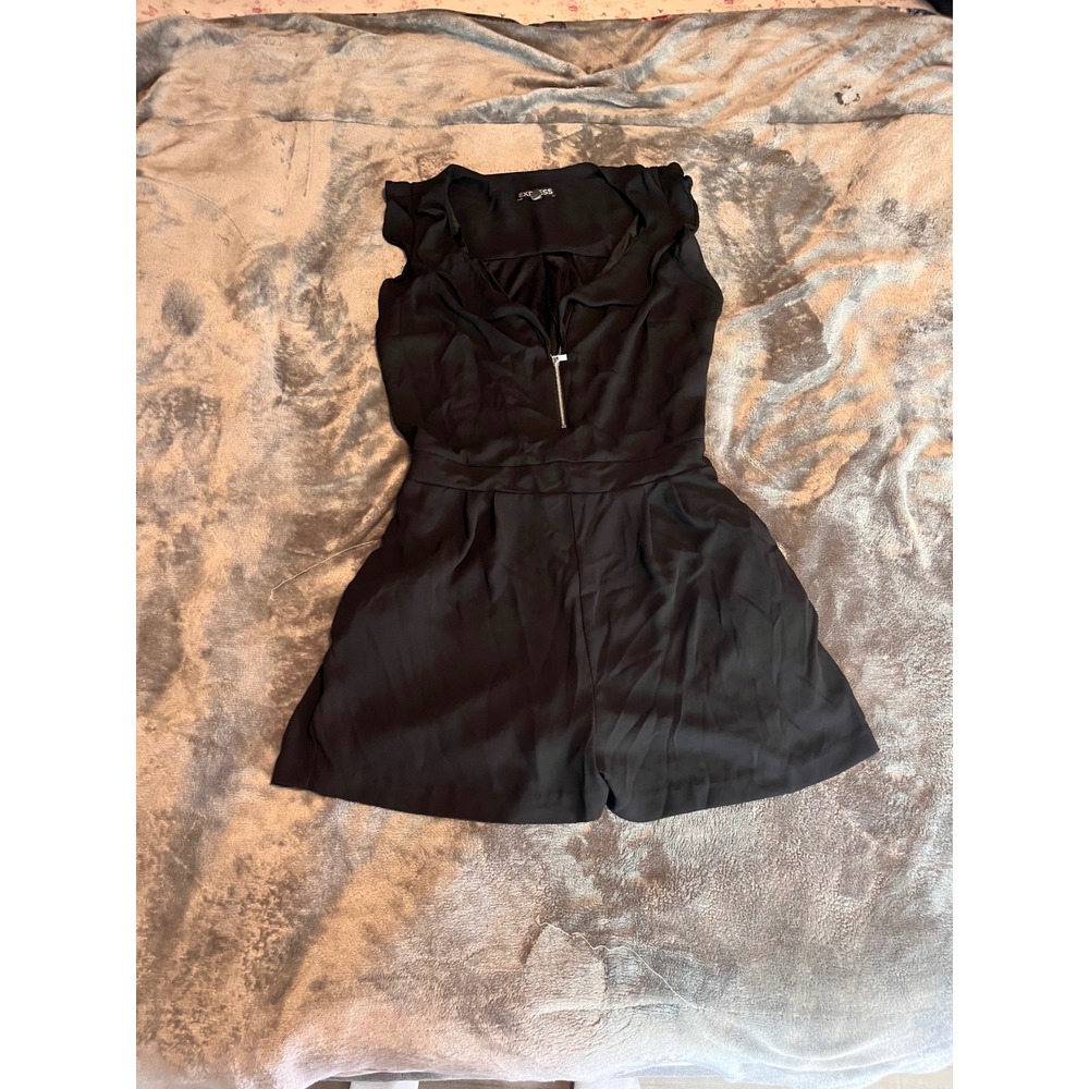 Express Black Sleeveless Zipper Front Ruffle Romper with Pockets Size 6